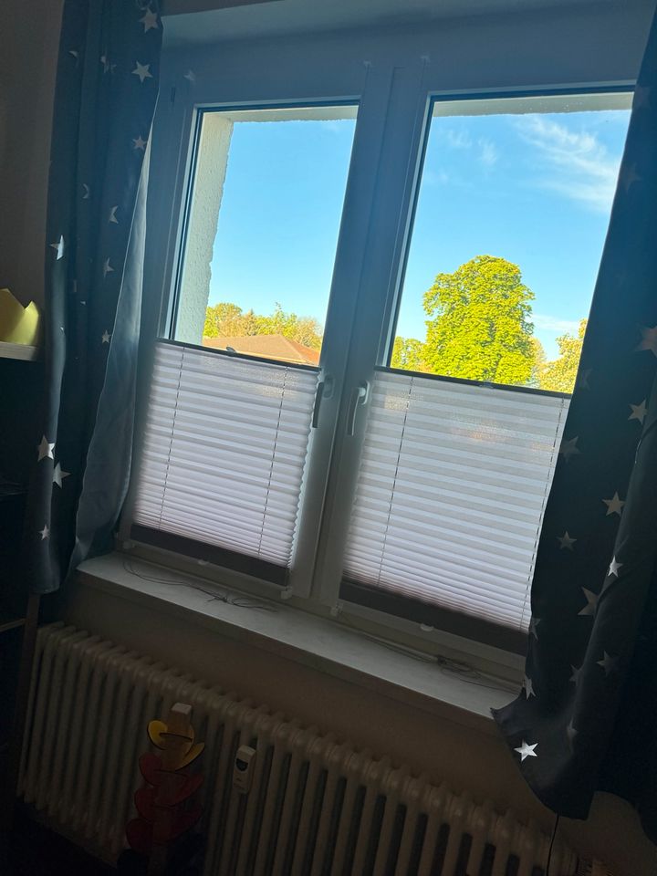 Fenster Plissees 4 Stück in hellgrau !!ab 11. Mai!! in Markranstädt
