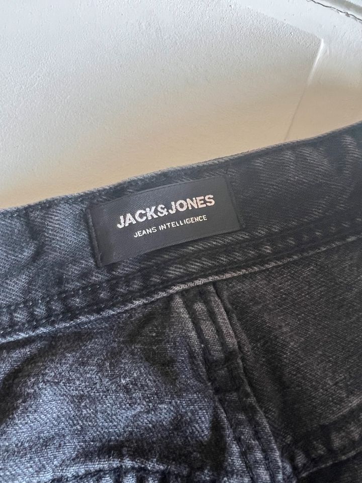 Jack & Jones Herren kurze Jeans Shorts in Leer (Ostfriesland)