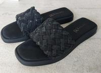 CAPRICE Pantolette Schwarz mit schwarzen Steinchen Gr.39 =NP:70 € Sachsen-Anhalt - Magdeburg Vorschau