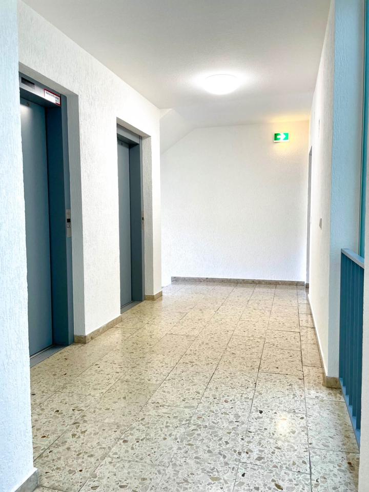 Von Privat - Helle 2 ZKB Wohnung Saarbrücken-Dudweiler, SW Balkon in Saarbrücken