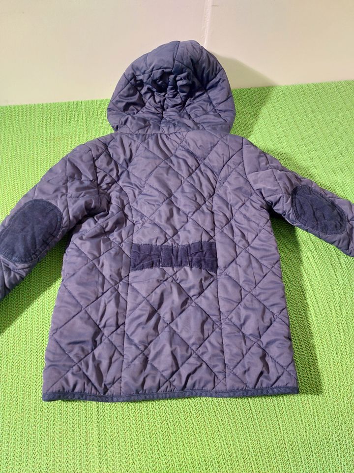 Gr. 98-104 dünne Steppjacke JOJO MAMAN BEBE neuwertig in Nörvenich