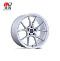 Rotiform KPR 8,5x19 5/112 ET45 Silber VAG Golf A3 NEUHEIT Niedersachsen - Stolzenau Vorschau