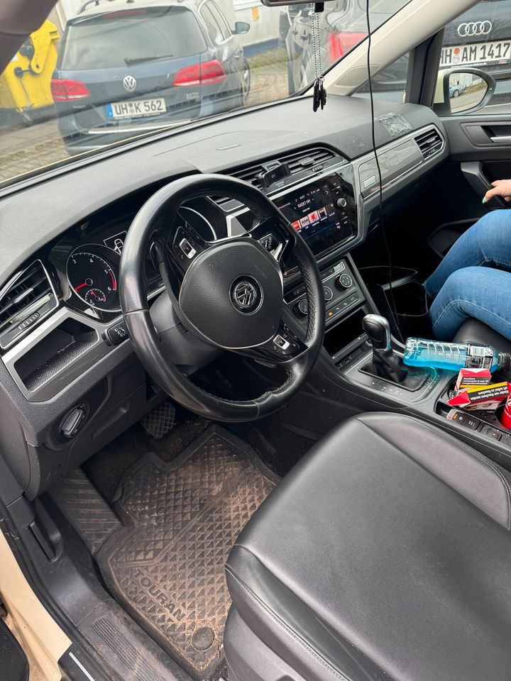 Volkswagen VWTouran 2,0TDi 7Sitzer Tausch möglich in Hamburg