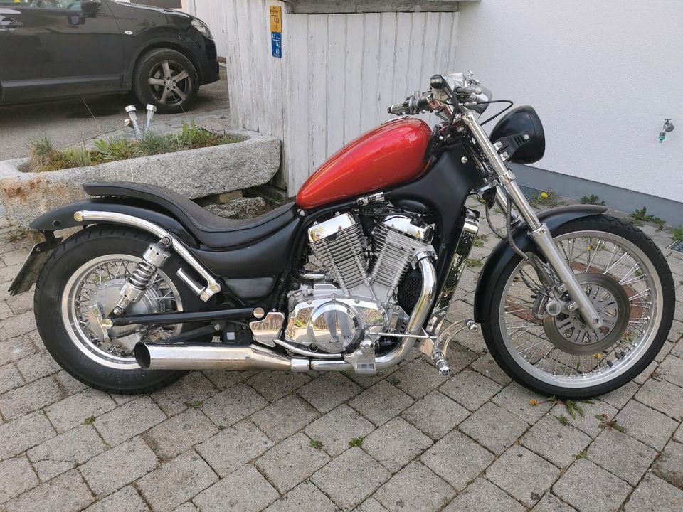 Suzuki Intruder 800 in Ebersberg