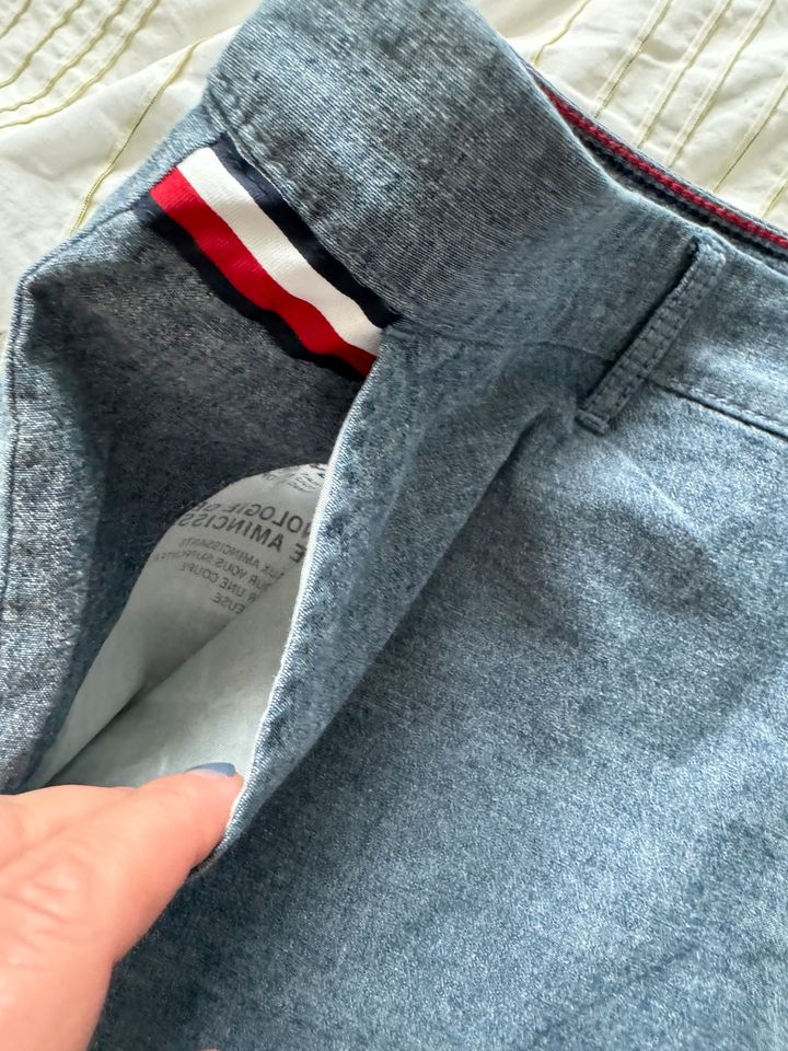 Tommy Hilfiger Short Baumwolle 44-46 Jeans Farbe Neu ohne etikett in Köln
