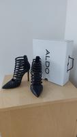 ALDO Pumps 37 Echtes Leder Schwarz Stylish Elegant High Heels Hessen - Oberursel (Taunus) Vorschau