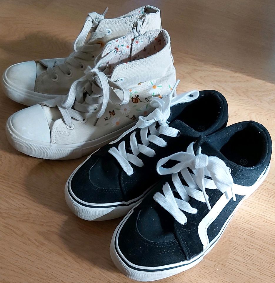 Mädchen Sneaker Set Frühjahr Sommer Gr.32 in Delitzsch