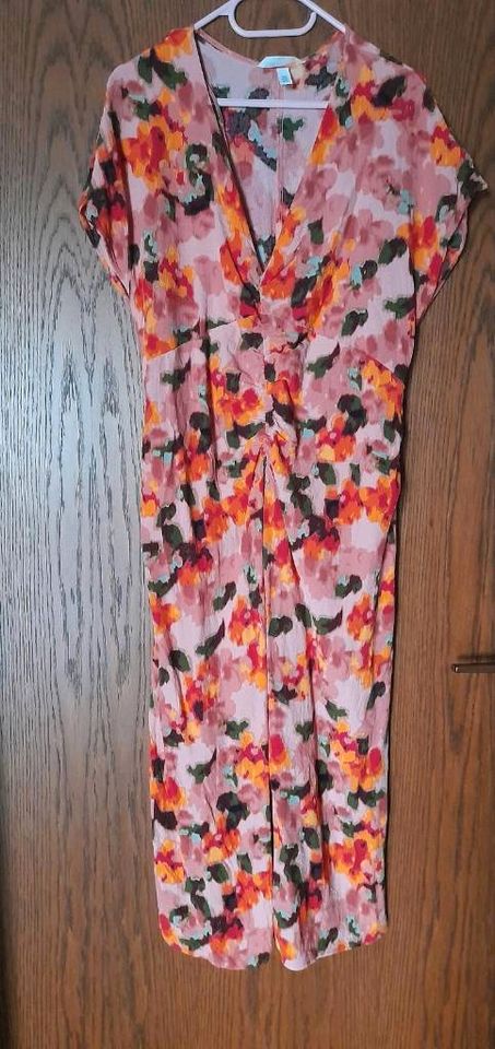 Kleid Gr.Xl wadenlang H&M in Aachen