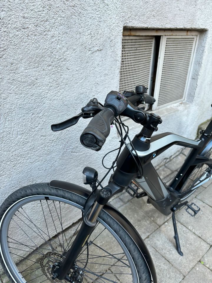 BMW Actice Hybrid e-Bike Elektro Fahrrad. Gr. M. Schwarz in München
