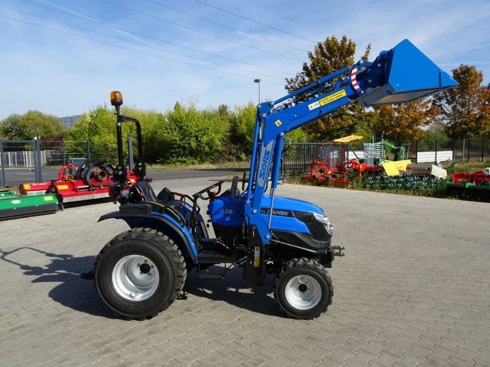 Solis 26 Traktor Trecker Schlepper 26PS Neu Frontlader Industrie in Osterweddingen