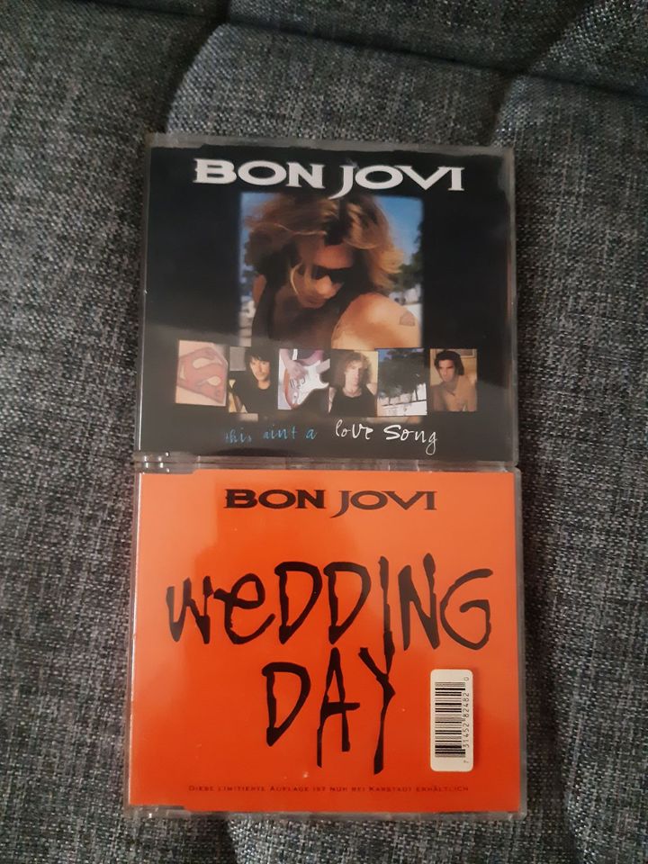 Bon Jovi Sammlung 7 CD`s + 2 Maxi CD`s  Keep The Faith These Days in Berlin