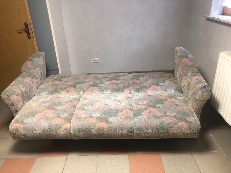 Ausziehbare Schlafcouch in Gimbsheim