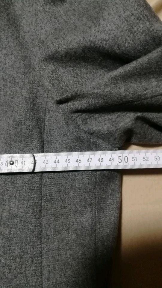 Escada Blazer grau 70% Wolle Größe 40 Top Zustand in Duisburg