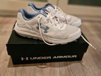 Under Armour Sneaker Sportschuhe Laufschuhe gr 40.5 Berlin - Steglitz Vorschau