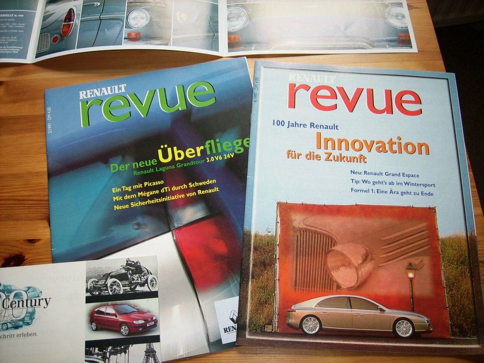 Renault revue, Zeitschriften, Sonderdrucke, gegen Gebot in Giengen an der Brenz