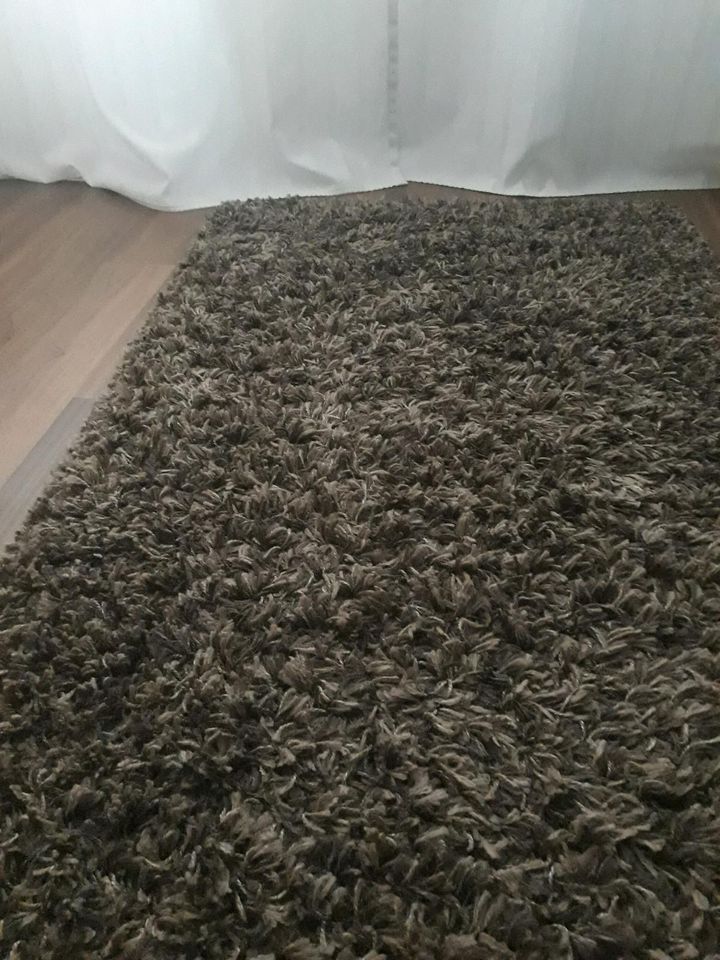 Weicher Hochflor-Teppich 150x80 taupe/braun in Nürnberg (Mittelfr)