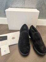 Moncler Slipper Gr 37 Veloursleder Neu Karton schwarz Duisburg - Homberg/Ruhrort/Baerl Vorschau