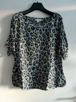 NEU H&M Bluse Shirt - XS 34 - Animal Kurzarm Leo oliv marineblau Hessen - Rödermark Vorschau