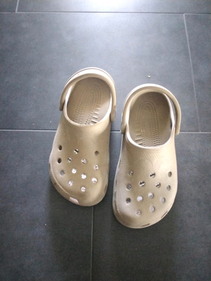 Crocs Schuhe xs in Tübingen