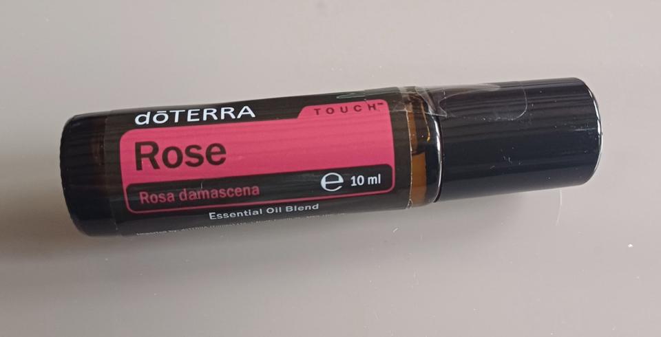 doTERRA: Rose (Rosa damascena), Oil Blend, 10 ml-Roller, wertvoll in Holzminden