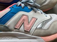 New Balance Sneaker Turnschuhe Gr. 40 Nordrhein-Westfalen - Frechen Vorschau