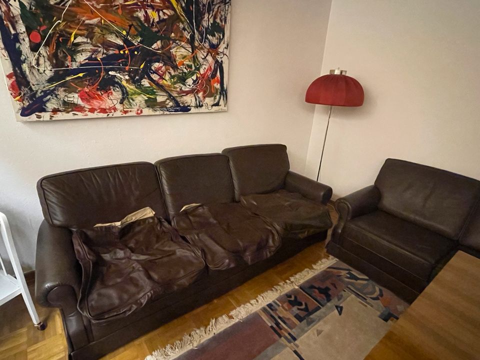 Leder Couch Sitzecke 2er und 3er Sofa dunkel braun in Maintal