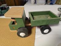 DDR Holzspielzeug Holz LKW Laster NVA W50 Vintage Retro Sachsen-Anhalt - Klietz Vorschau