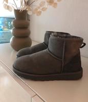 UGG Boots grau Gr.38 w.NEU Köln - Lindenthal Vorschau