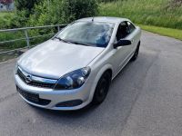 Opel Astra Twintop, 2.0, 200 PS Turbo, Navi/Leder/Xenon/PDC ! Bayern - Saal Vorschau