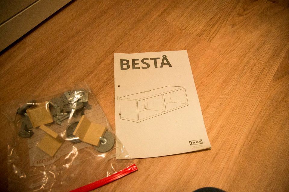 IKEA Besta TV-Bank mit Schubladen, NP 242€ in Berlin