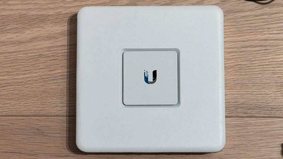 Ubiquiti UniFi Security Gateway USG-3P Router inkl. OVP in Dortmund