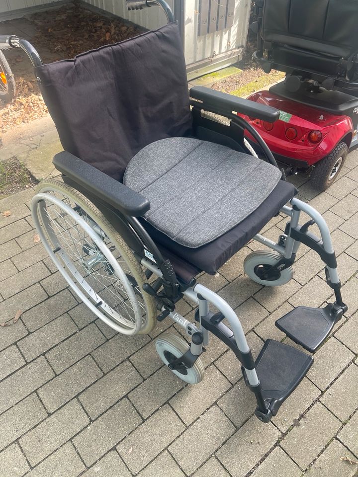 Rollstuhl manuell in Wolfsburg