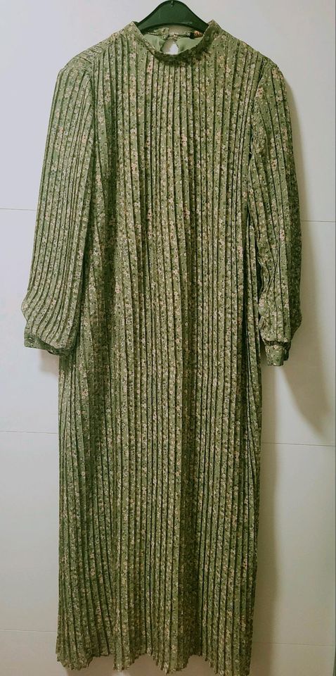 Maxikleid Chiffon mit Unterkleid/ langes Kleid gr. 48/50 in Herten