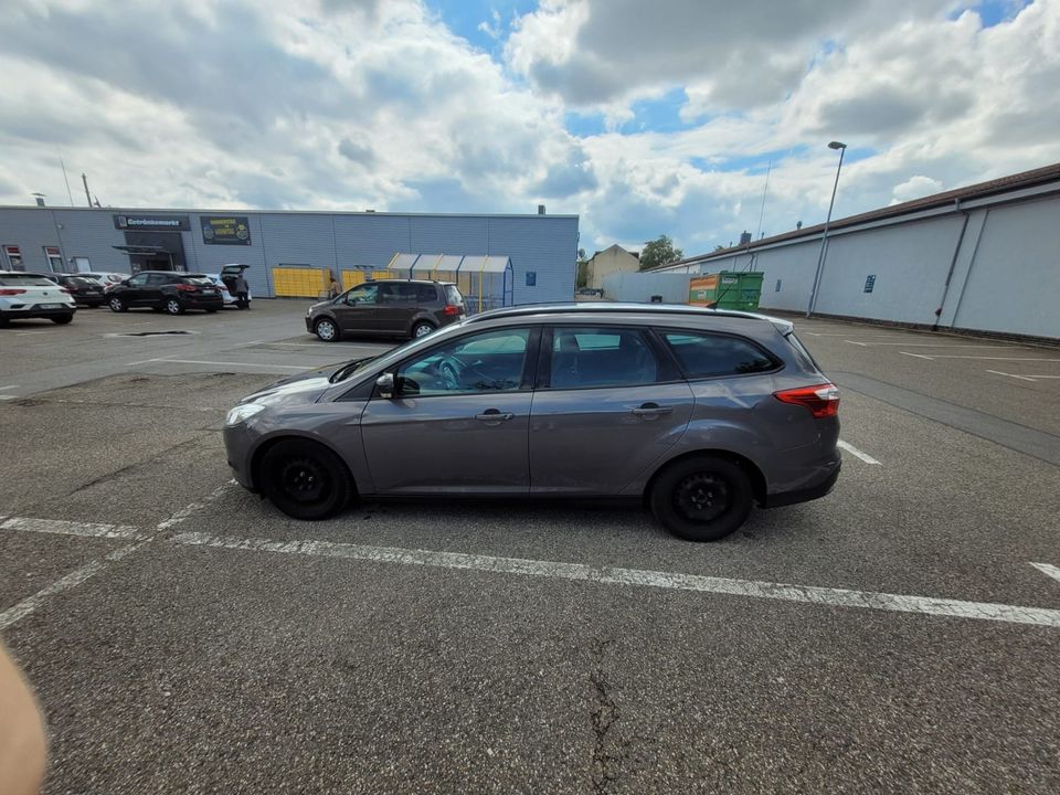 Ford Focus Turnier MK 3, 1.6 TDCI in Landshut