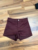 Kurze Jeans / Shorts von H&M Hessen - Niestetal Vorschau