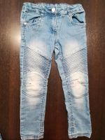 Super coole hellblaue Jeans Gr. 110 Sachsen-Anhalt - Biederitz Vorschau