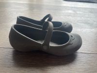 Crocs Pantoletten Sandalen Schlappen Ballerina Kinder Gr. 29-31 Bielefeld - Bielefeld (Innenstadt) Vorschau