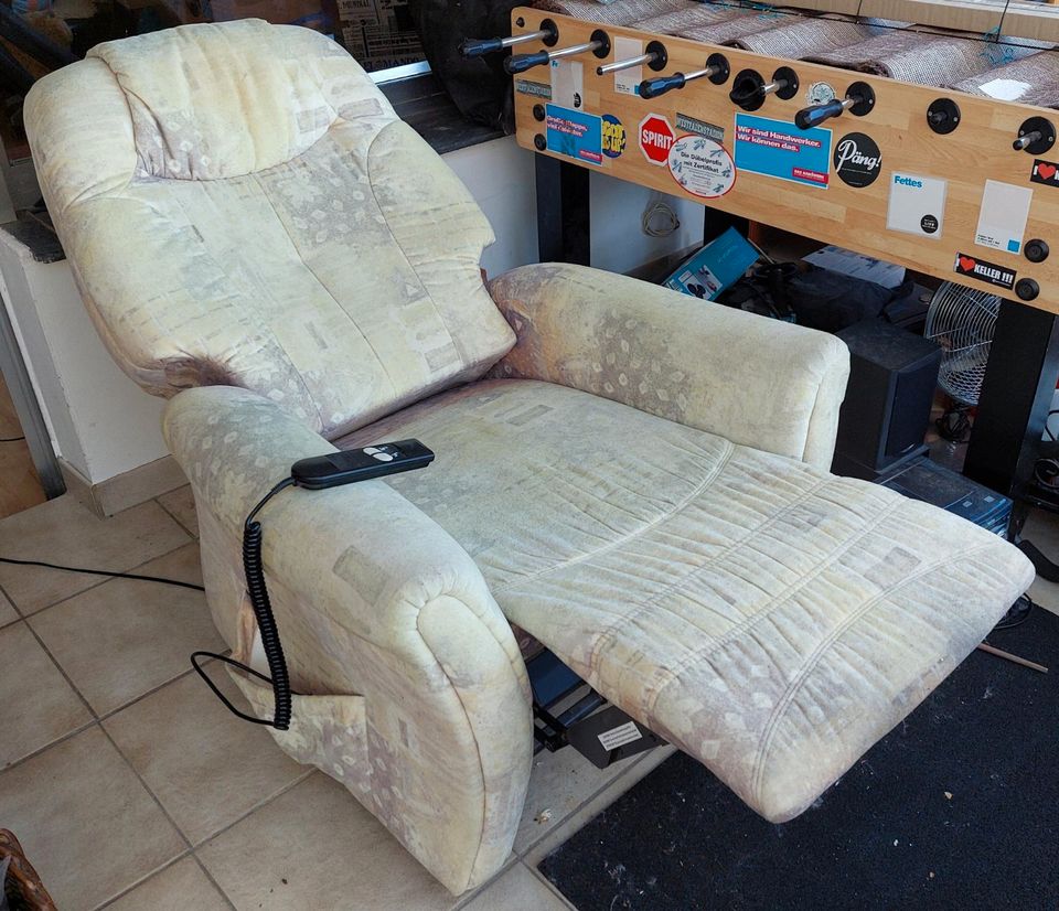 Stawett Relax-Sessel elektrisch Aufstehhilfe Fernsehsessel in Niederkassel