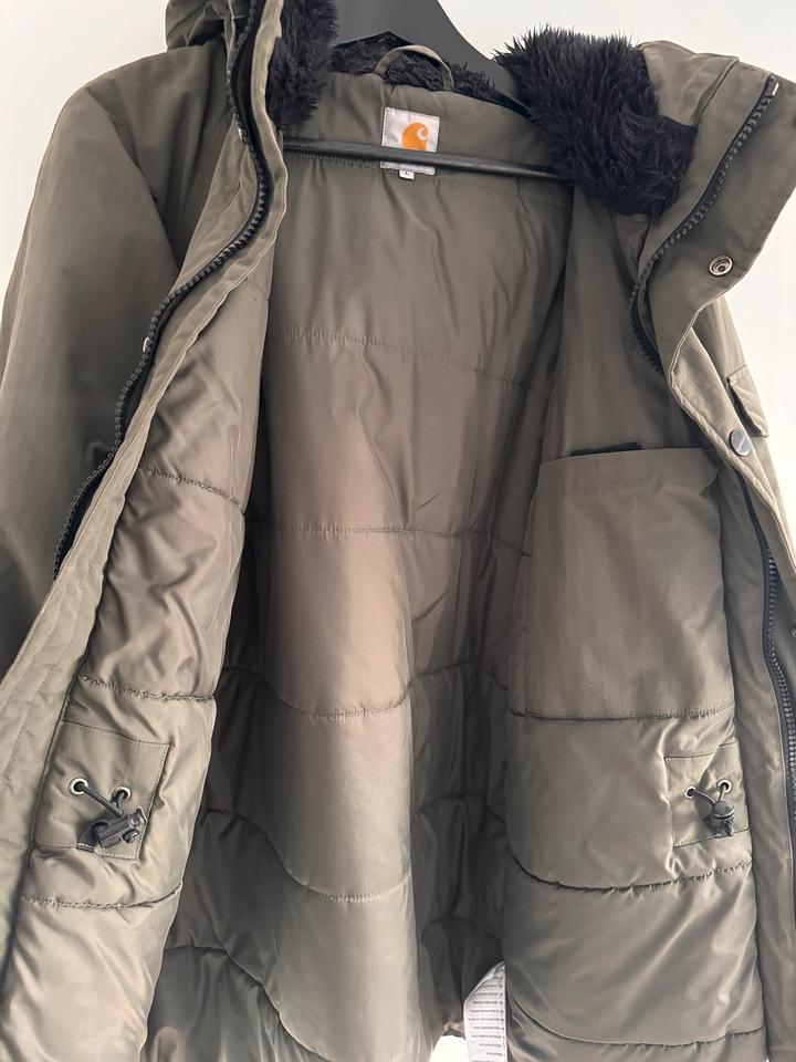 Carhartt Anchorage Winterjacke olivgrün (Größe L) in Bremen