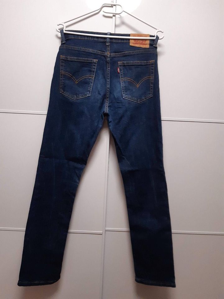 3x Jeans Levi's W28 L28 in Parsberg