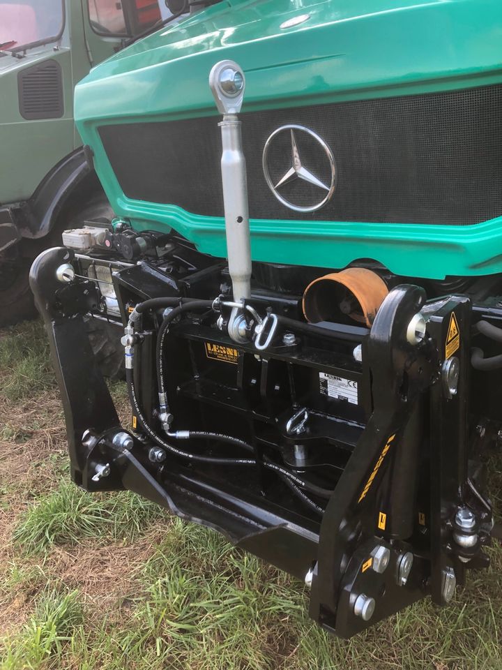 Unimog Frontkraftheber Hydraulik Lesnik PU26 Anbau-Platte Mwst. in Büchen