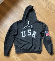 Hoodie schwarz mit USA Aufdruck Mädchen Gr. 152/158 Niedersachsen - Lilienthal Vorschau