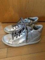 Sneakers Mädchen Marke Marco Tozzi Gr. 33 Farbe Silber Bayern - Hösbach Vorschau