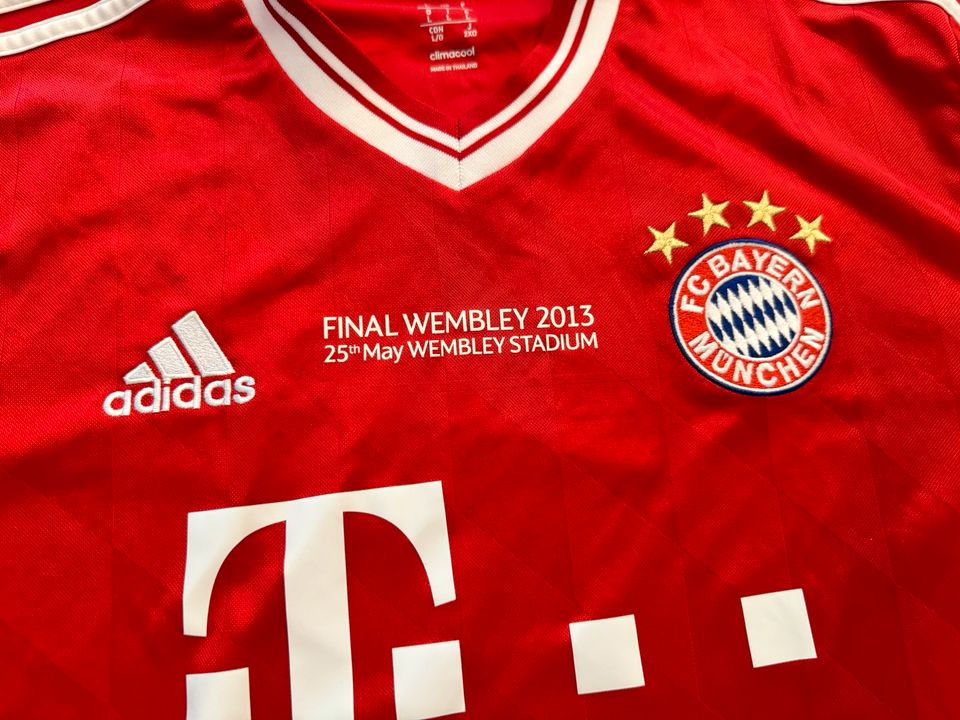 FC Bayern Trikot Wembley 2013 in München