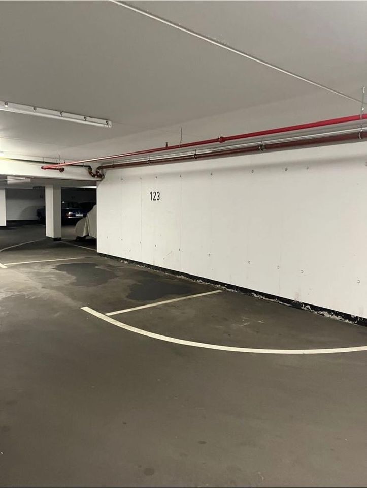 Sporthochschule Rhein Energie Stadion Stellplatz Parkplatz Köln in Pulheim