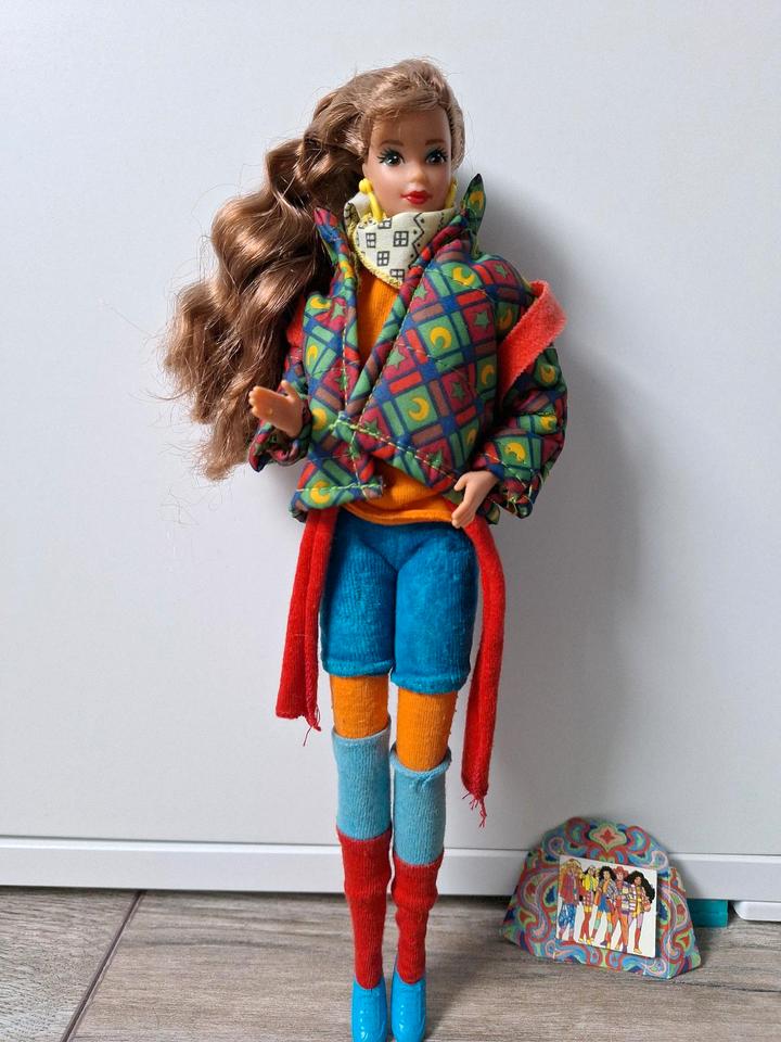 United Color of Benetton Barbie Teresa in Nordrhein Westfalen Herzogenrath Puppen gunstig kaufen gebraucht oder neu kleinanzeigen