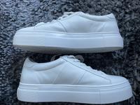 Sneakers Kennel &Schmenger weiss Gr. 7 Köln - Niehl Vorschau