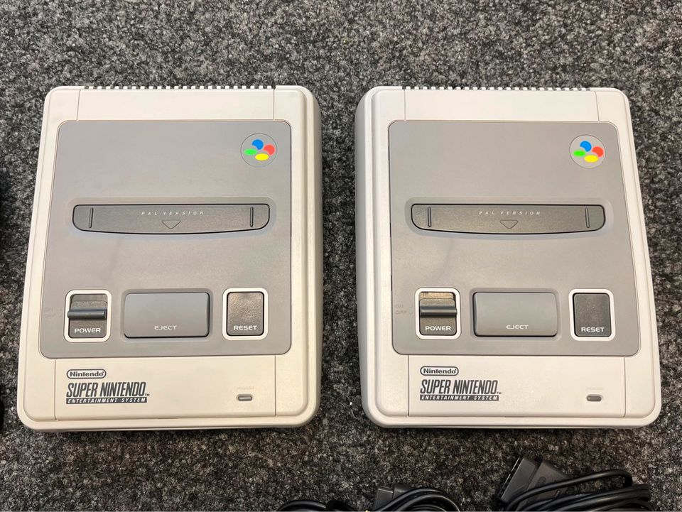 SNES Super Nintendo Sammlung Konvolut - Konsolen, Spiele, Zubehör in Schrobenhausen