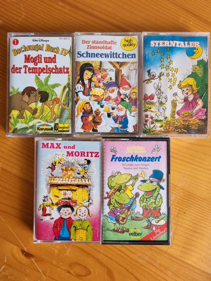Set aus fünf Kinder Kassetten Märchen in Eschweiler