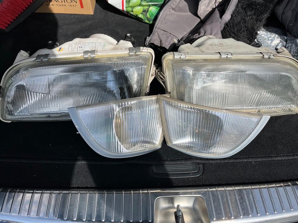 Originale Volvo S40 Scheinwerfer Vorne Links,Rechts mit Blinker in Bremen